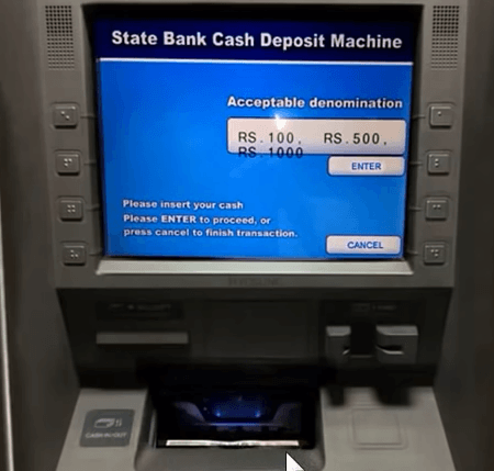 zet geld in SBI ATM cash slot